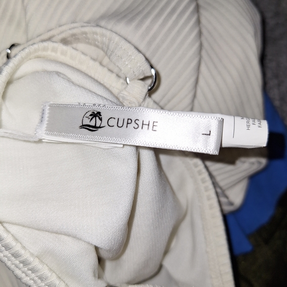 Cupshe Elegant White Swimsuit - Picture 4 of 5